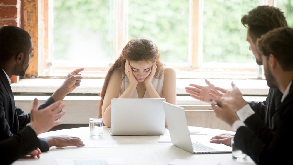 Две трети россиян заявили о «выгорании» на работе в 2021 году